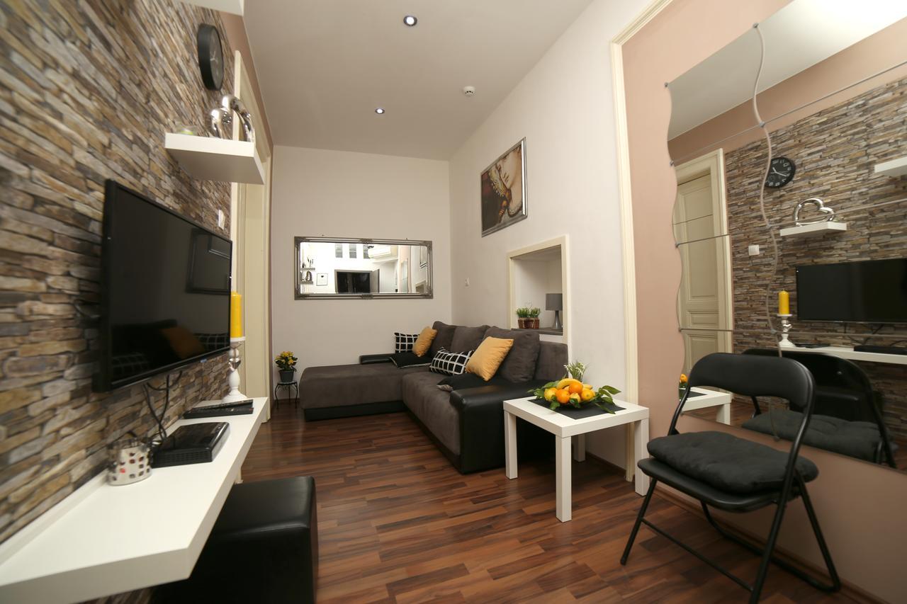 Subcastrum Apartments Pula Extérieur photo